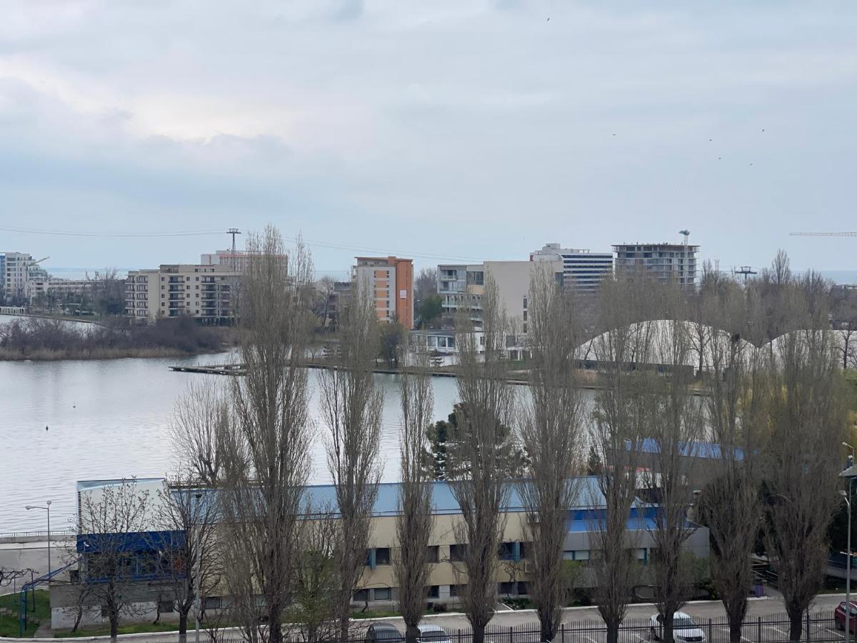 Grand Mamaia Lake Apartments Constanta Bagian luar foto