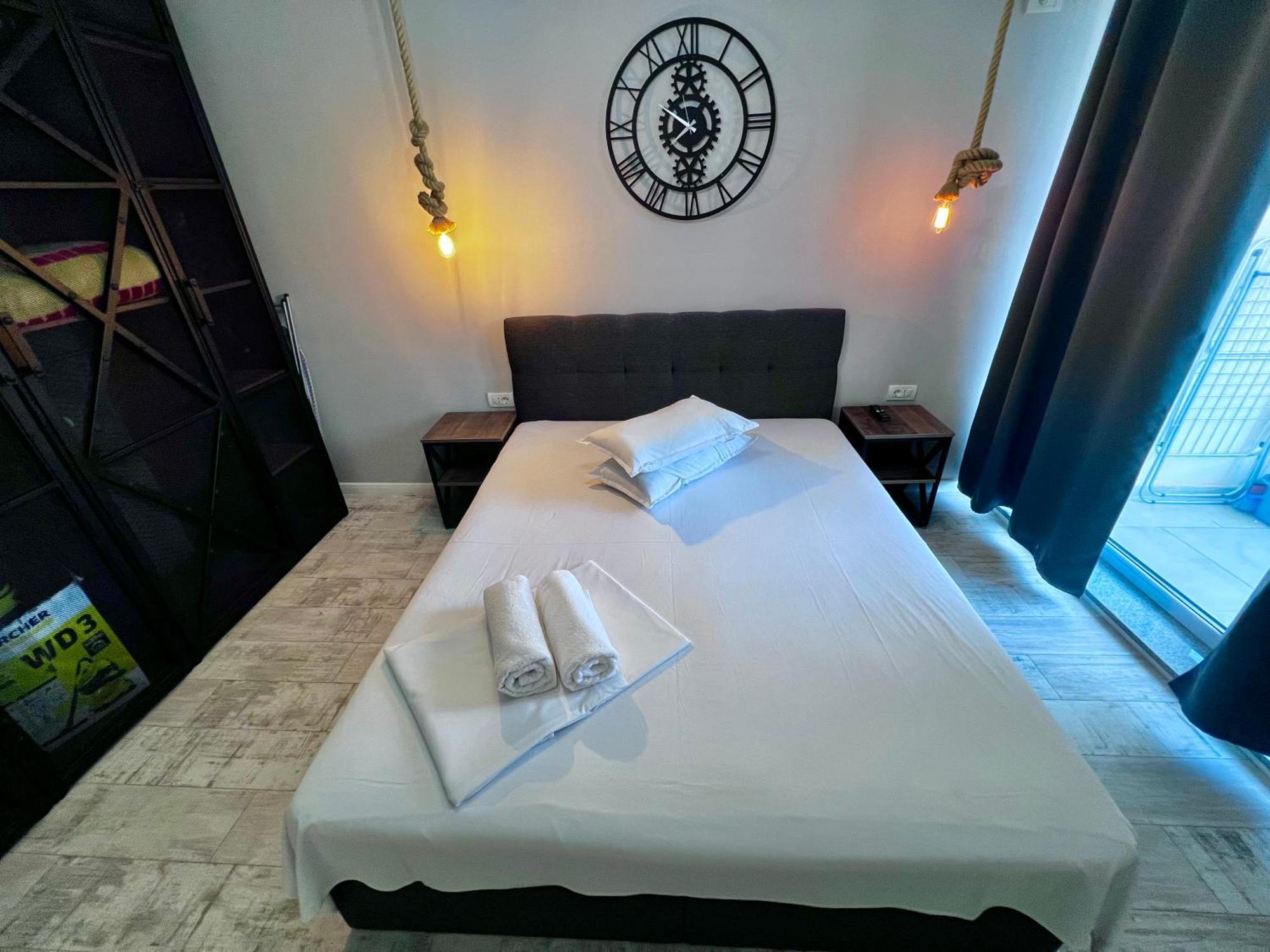 Grand Mamaia Lake Apartments Constanta Bagian luar foto
